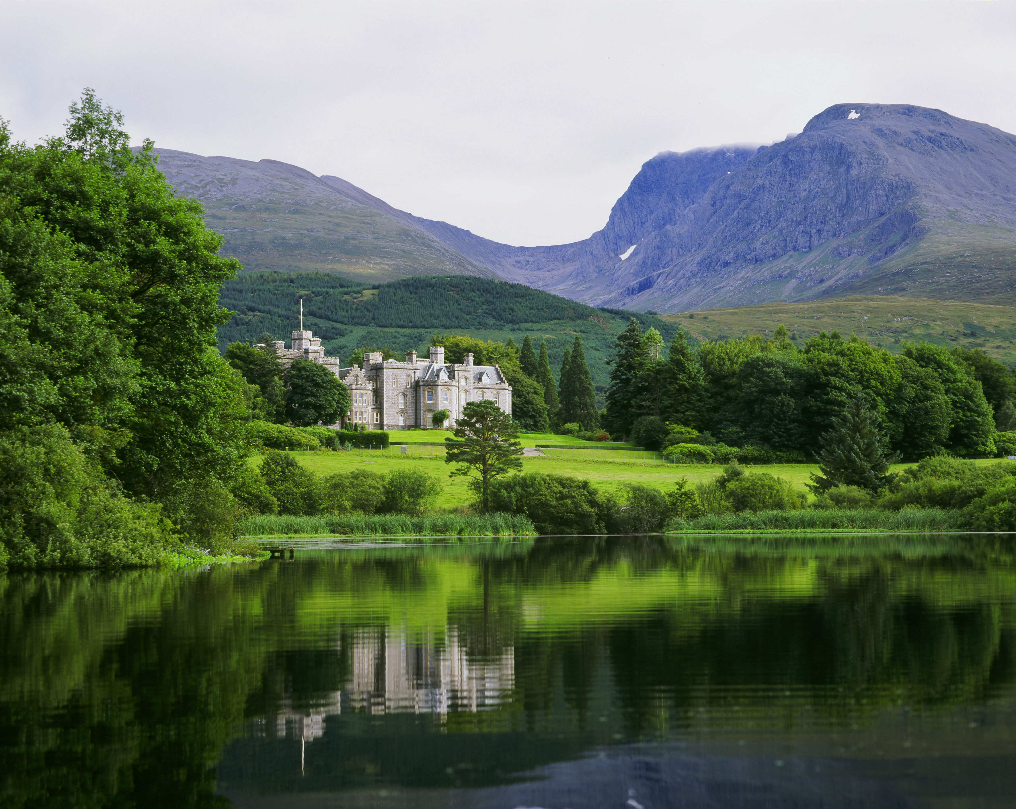 Stay 4 nights for 3 at Inverlochy Castle Hotel